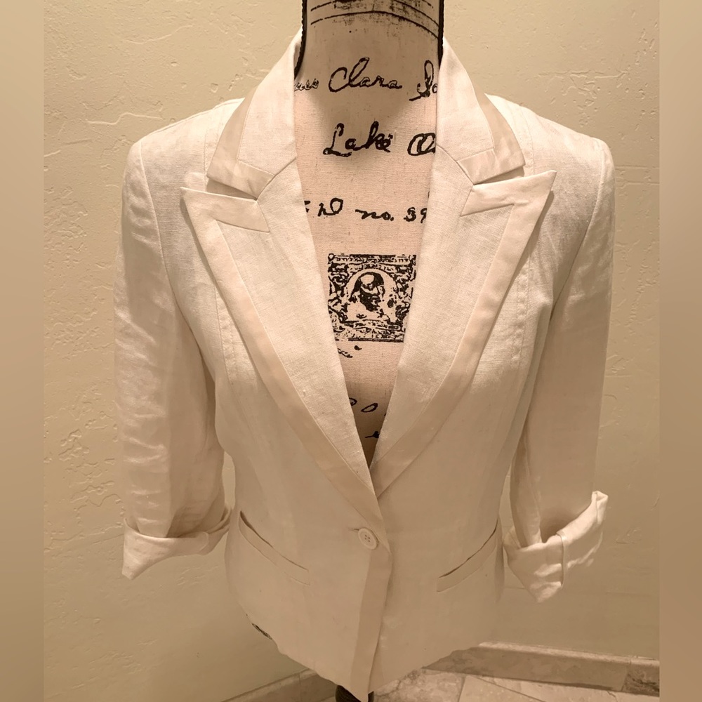 Off White  H & M Blazer
